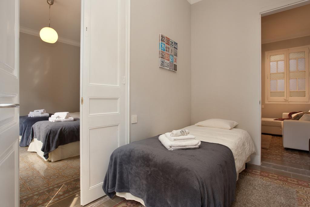 ברצלונה Enjoy Apartments Sofia חדר תמונה