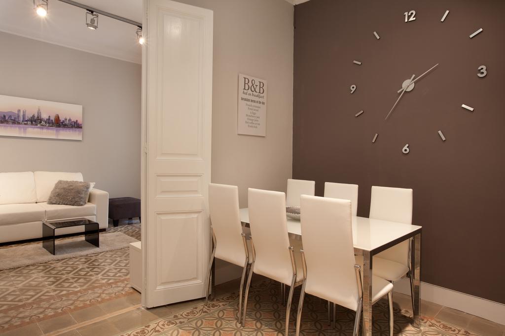 ברצלונה Enjoy Apartments Sofia חדר תמונה