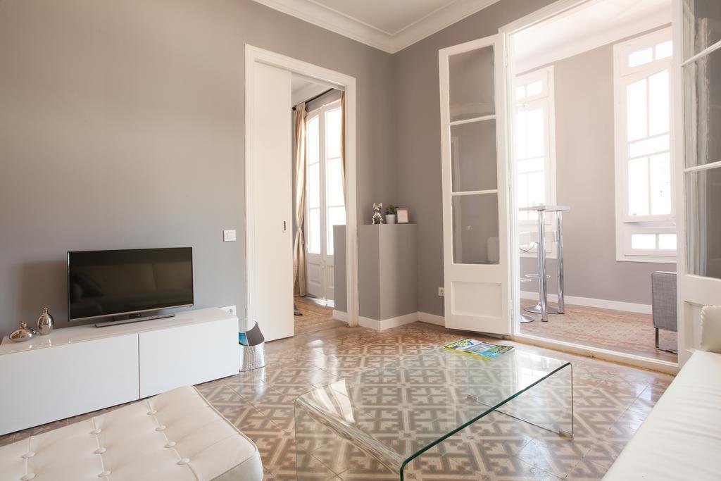 ברצלונה Enjoy Apartments Sofia מראה חיצוני תמונה