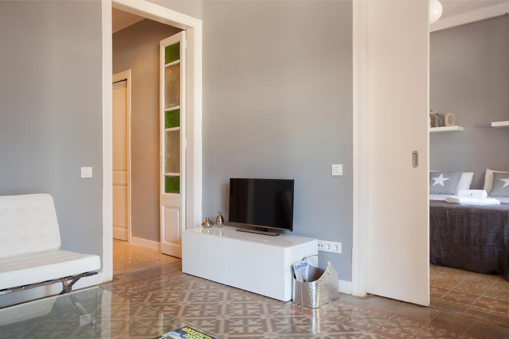ברצלונה Enjoy Apartments Sofia מראה חיצוני תמונה