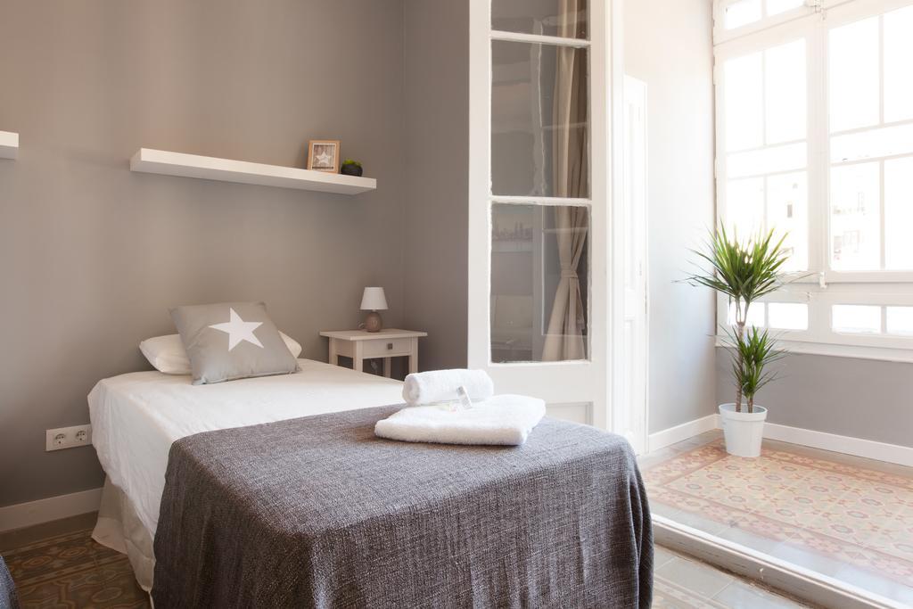 ברצלונה Enjoy Apartments Sofia מראה חיצוני תמונה